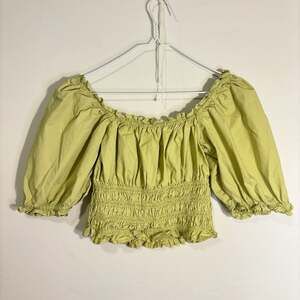 Levi’s Tilly Smocked Puff Sleeve Crop Top Green L Cottagecore Ren Faire